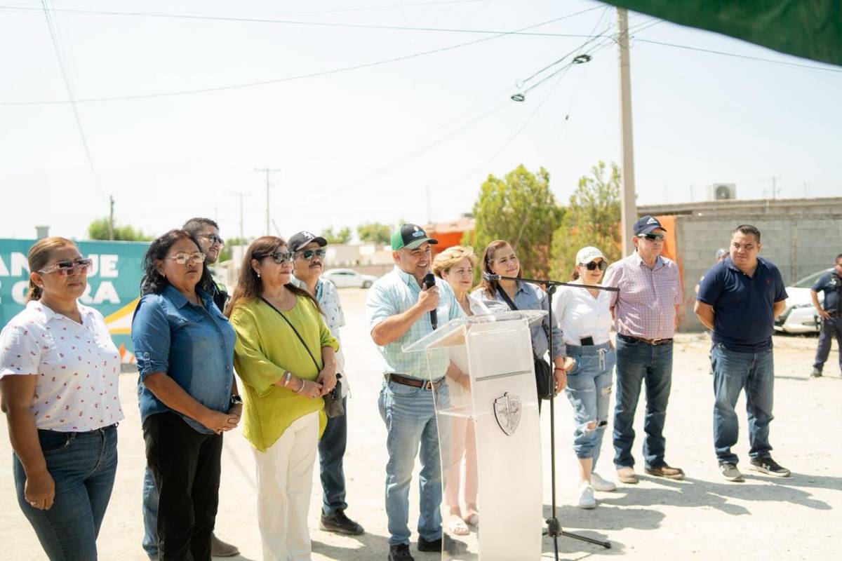 Inicia pavimentación en la colonia Américo Rodríguez de Sabinas