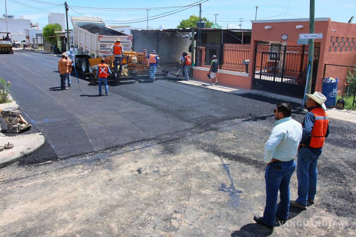Realiza Sabinas pavimentación de calles en colonia Rincón de Arboledas
