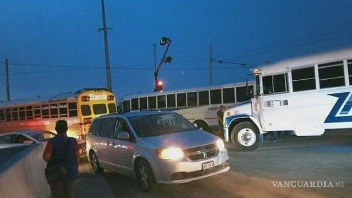 Grupos delictivos paralizan Matamoros, secuestran camiones de transporte