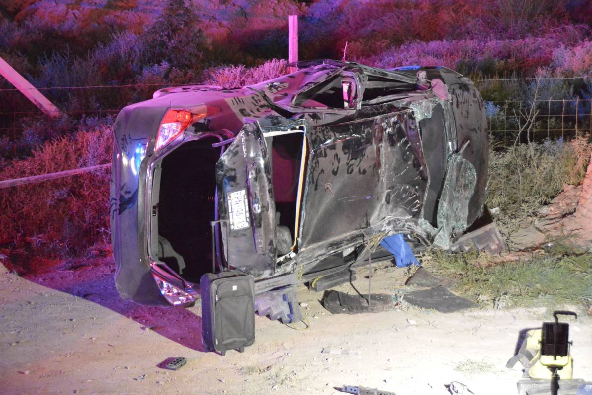 Conductor muere tras volcar a exceso de velocidad en Ramos Arizpe