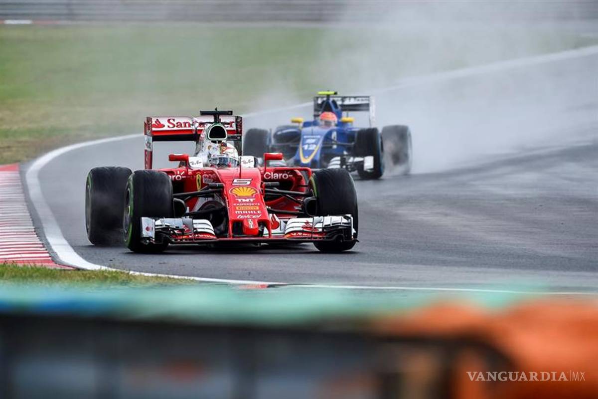 Vettel mantiene la paciencia con Ferrari