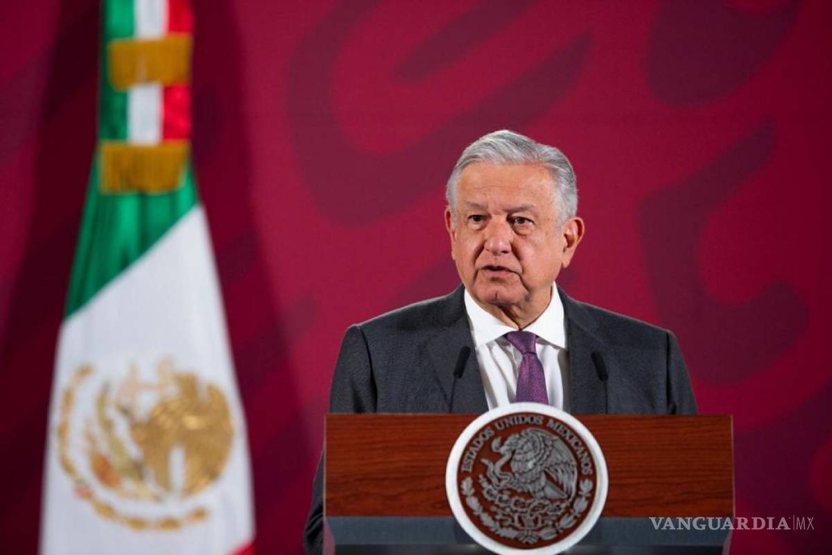 'Todos estamos trabajando'; AMLO pide hacerse prueba del coronavirus a quien tenga síntomas