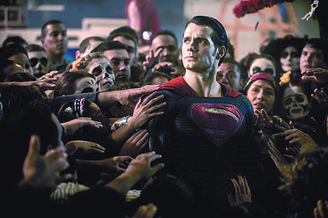 $!‘Batman vs Superman’: Superdecepción