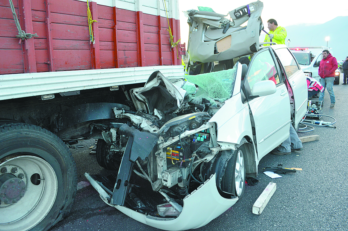 Potosinos sufren aparatoso accidente en carretera de Coahuila