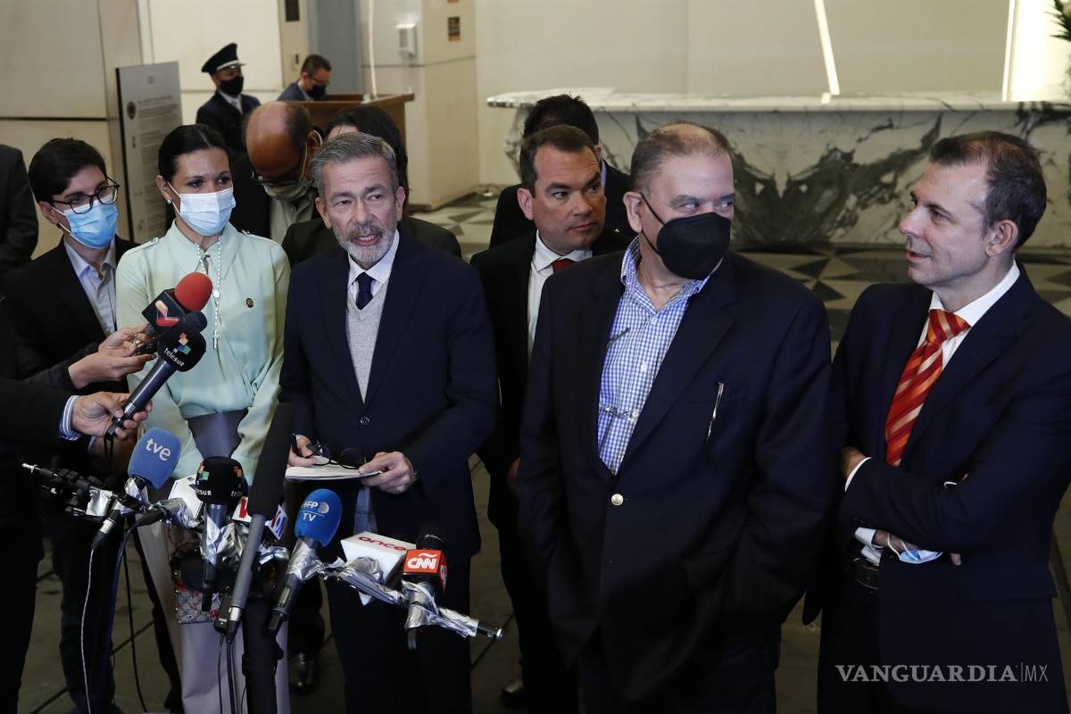 Gobierno de Venezuela anuncia primeros dos acuerdos en diálogo en México