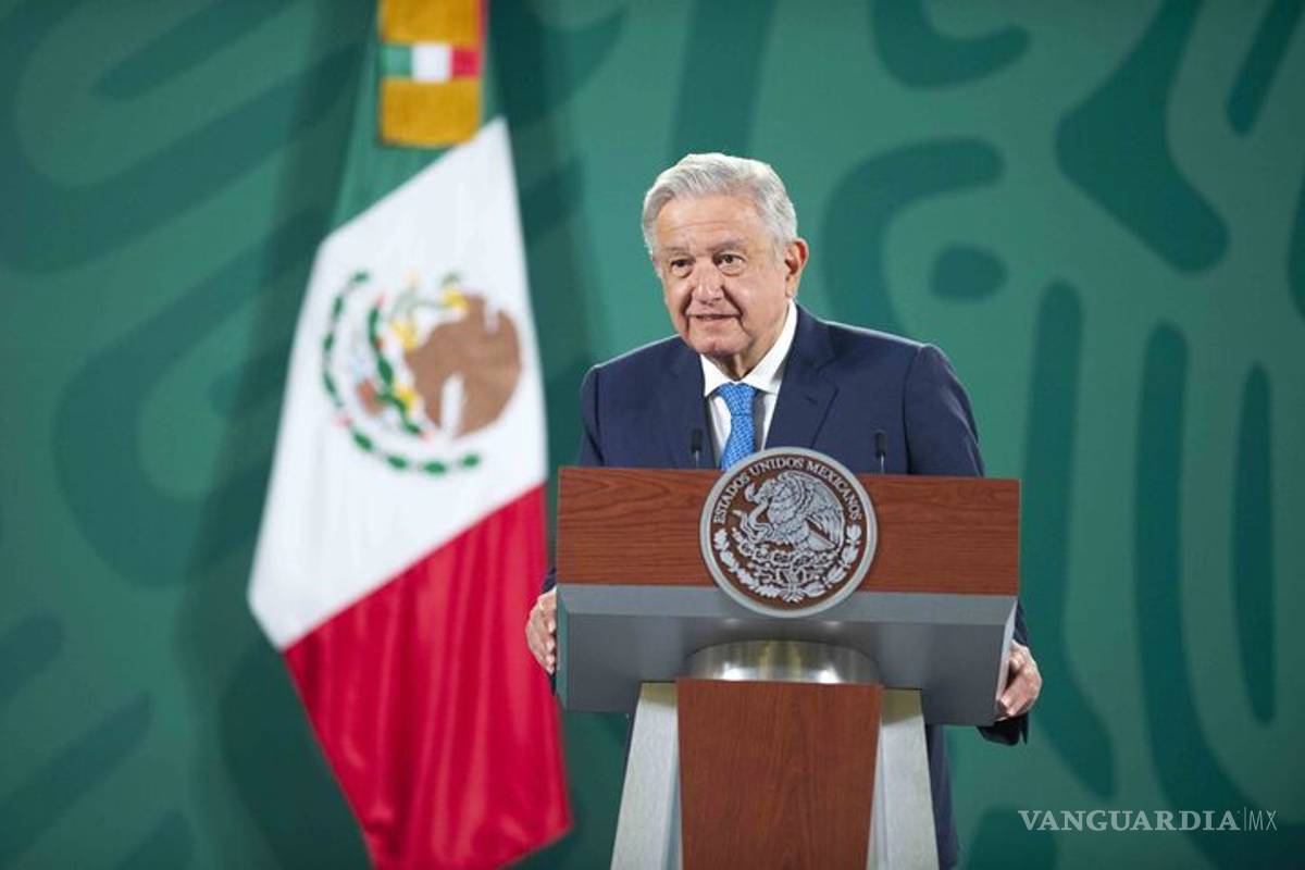 AMLO minimiza paseo de López-Gatell en La Condesa; ya superó contagio de COVID-19, asegura