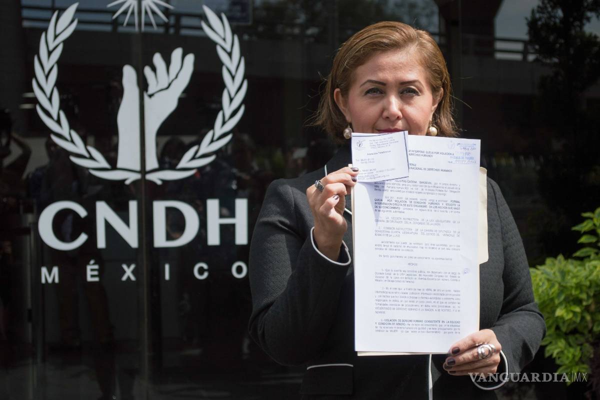Comisión Instructora da luz verde a desafuero de Eva Cadena