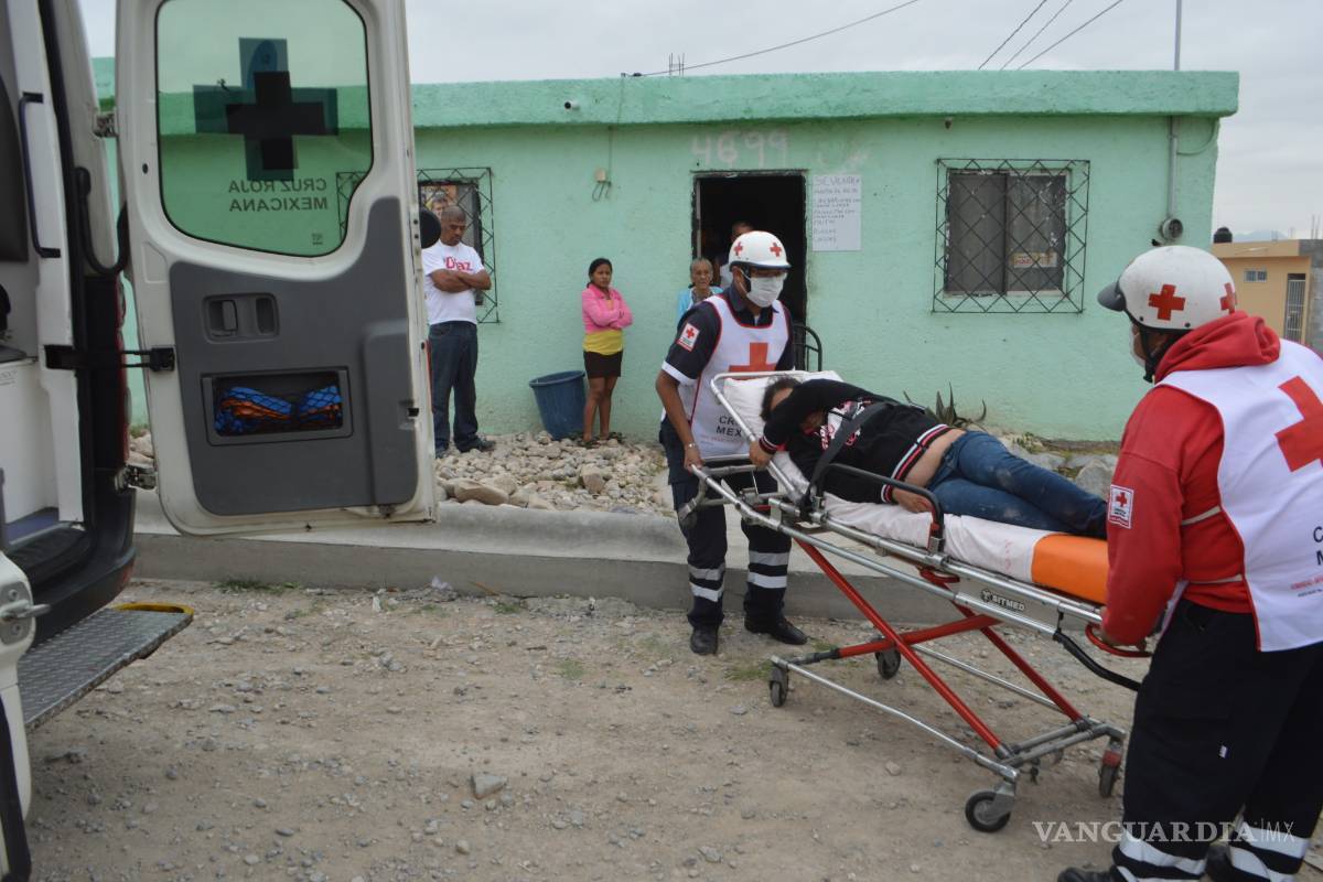Golpea hombre a mujer embarazada y huye