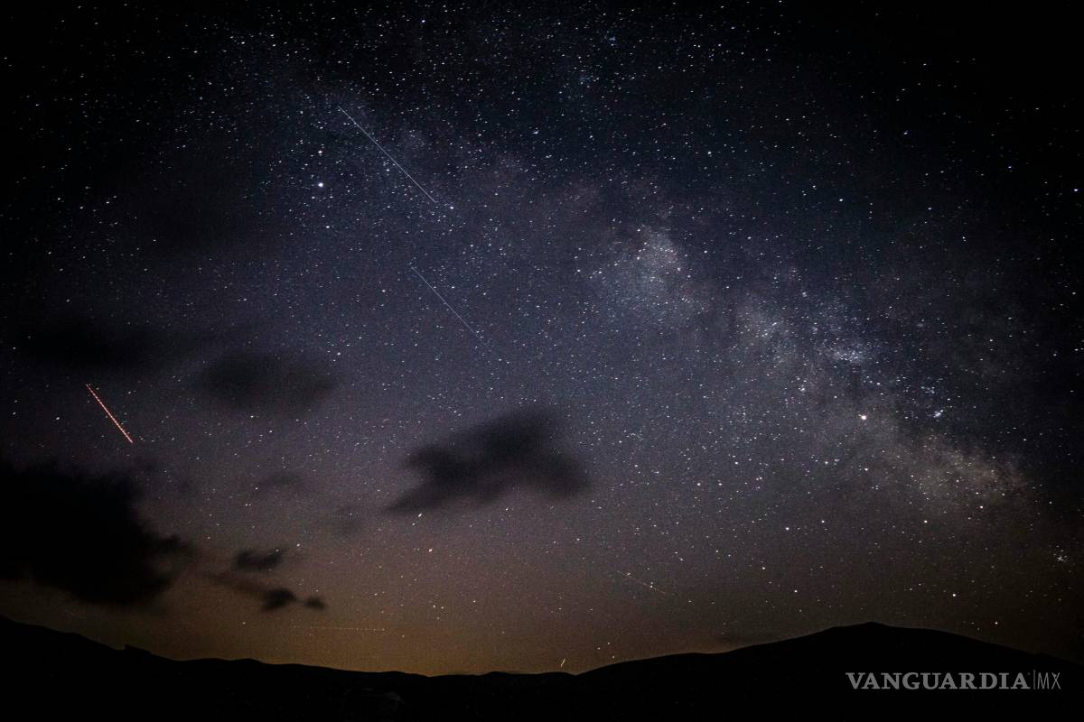 Fenómenos astronómicos de octubre 2025: cometa, superluna y lluvia de estrellas que iluminarán el cielo