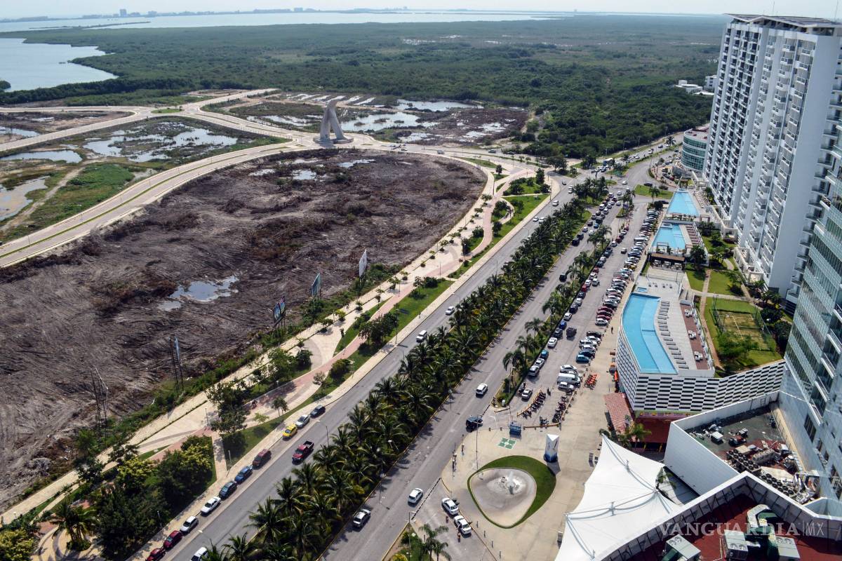 Se deslindan ciudadanos de políticos en Malecón Tajamar