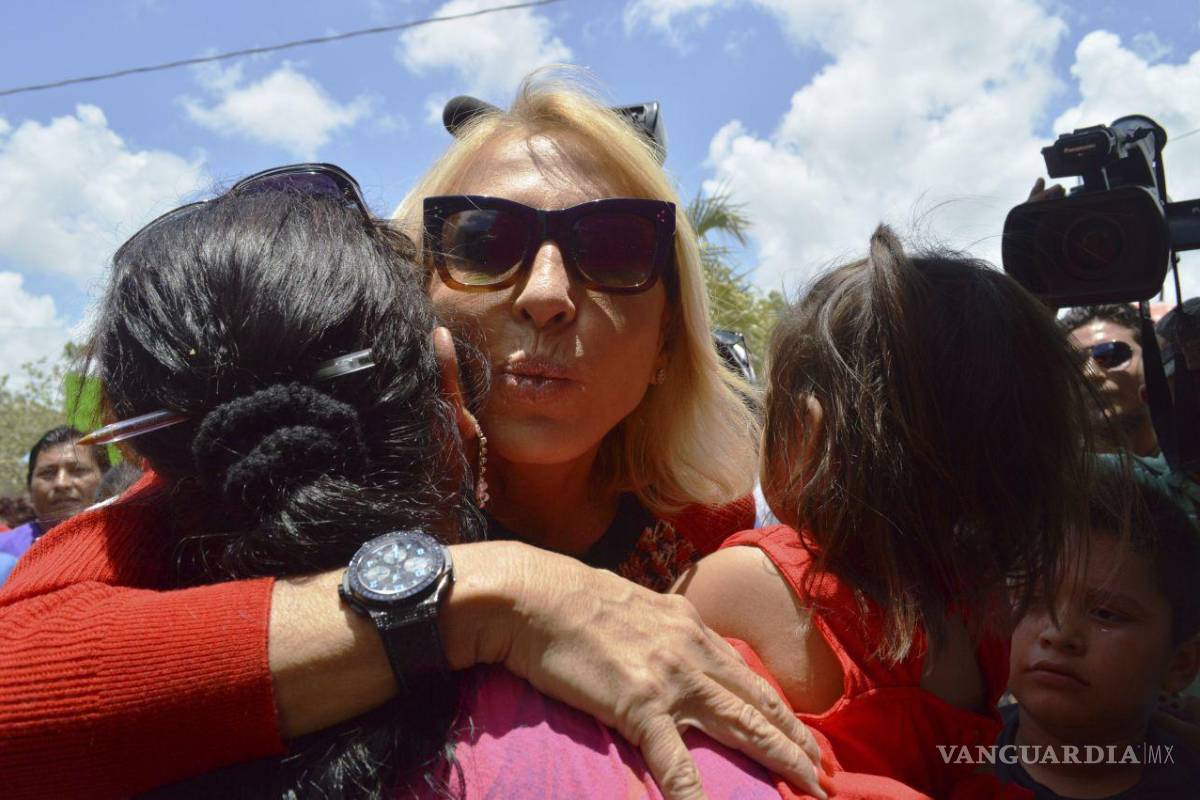 Frena FGR detención de la conductora Laura Bozzo