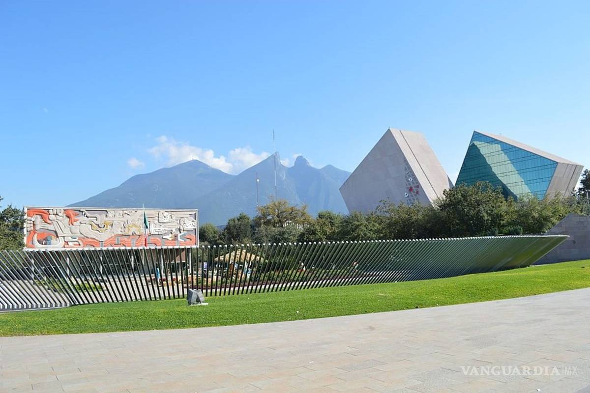 Universidades de Monterrey suspenden clases por coronavirus