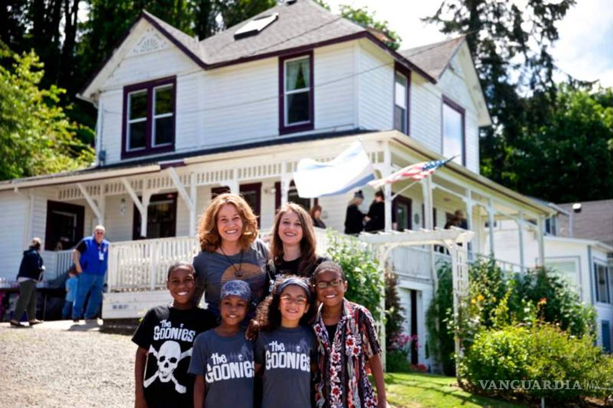 Dos madres matan a sus 6 hijos adoptivos y se suicidan tirándose de un barranco