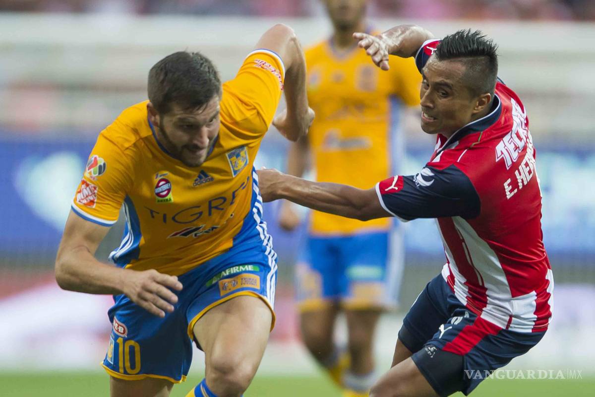 Chivas pone el liderato en juego ante Tigres