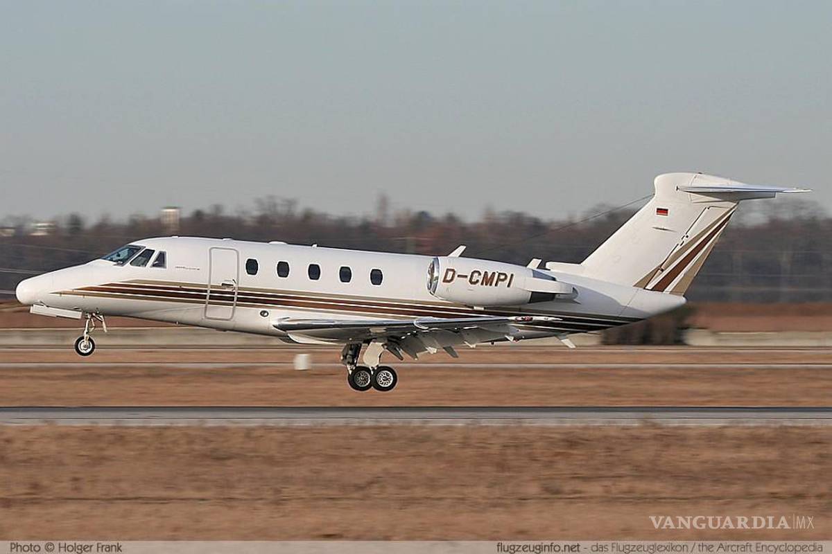 Avioneta se estrella en el Golfo de México después de desaparecer de los radares; hay tres muertos