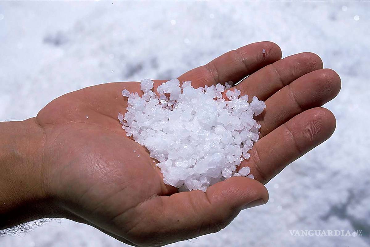 Crean productos de limpieza a partir de sales de agua