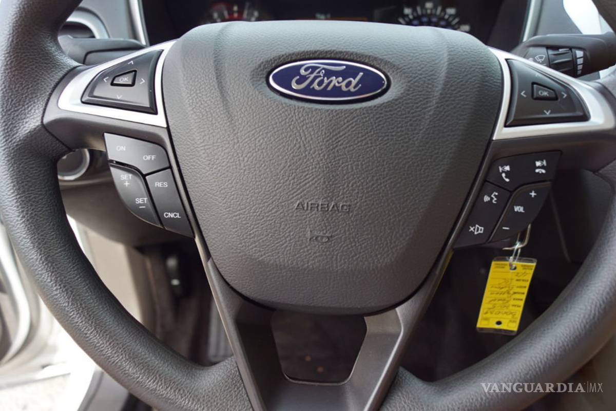 Ford retiró 953 mil vehículos en el mundo, por fallas en airbags