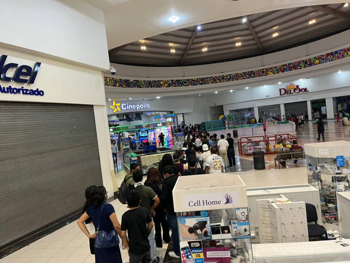 $!Muchos fans que acudirán este miércoles al estreno de la secuela de “Doctor Strange” aprovecharon la mañana para ver el último episodio de “Moon Knight” buscando alguna pista o vínculo entre la serie y la película.