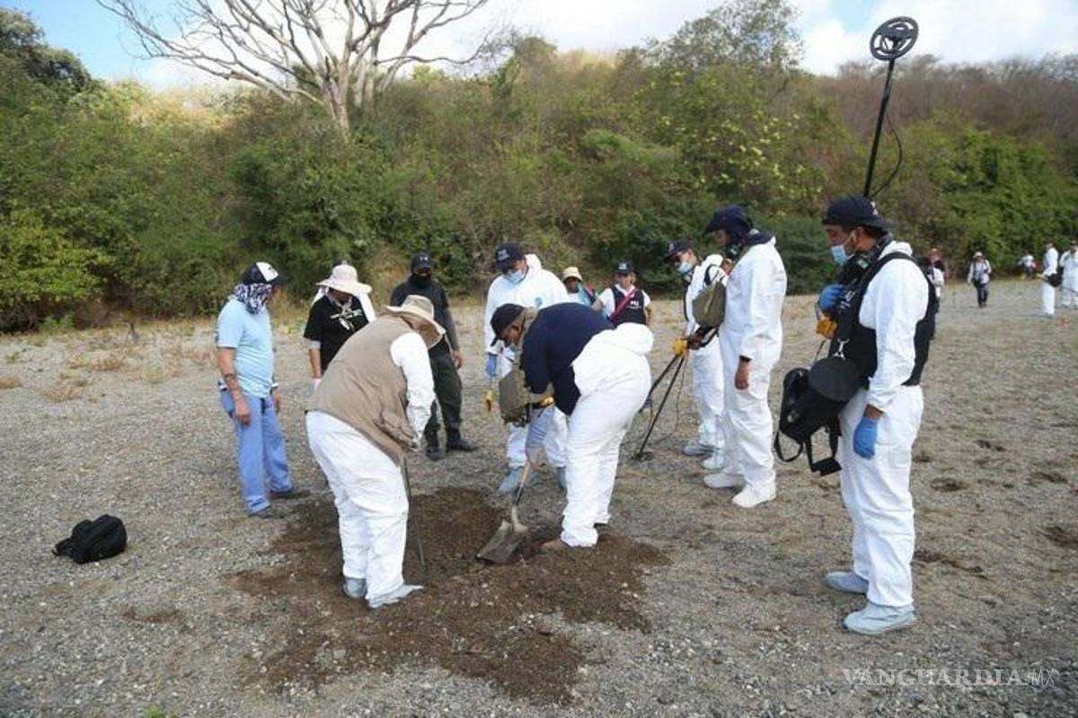 Hallan restos de 16 personas en campos de cultivo en Guanajuato