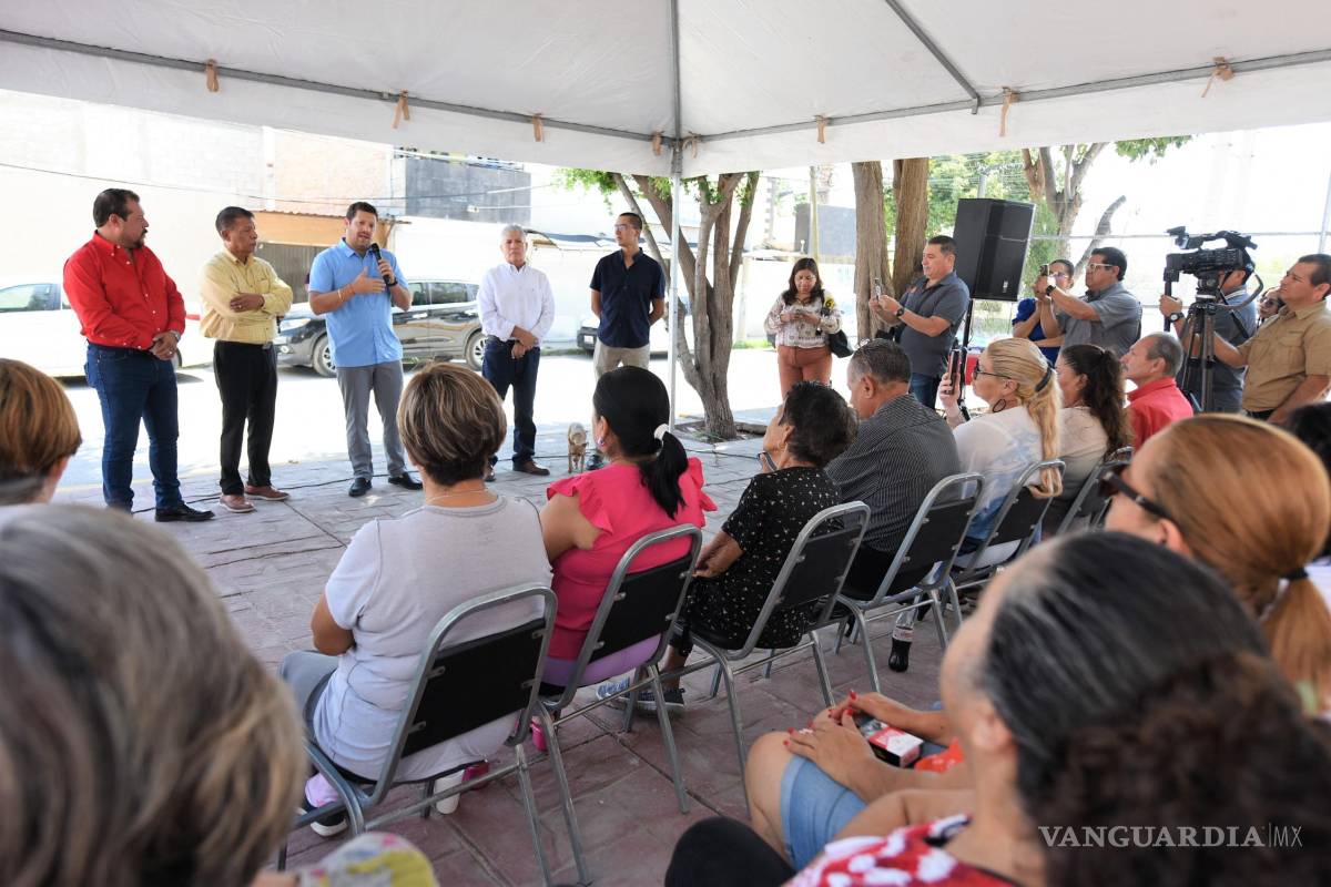 Torreón: Vecinos y Ayuntamiento acuerdan peritaje en Paso Vial Villa Florida