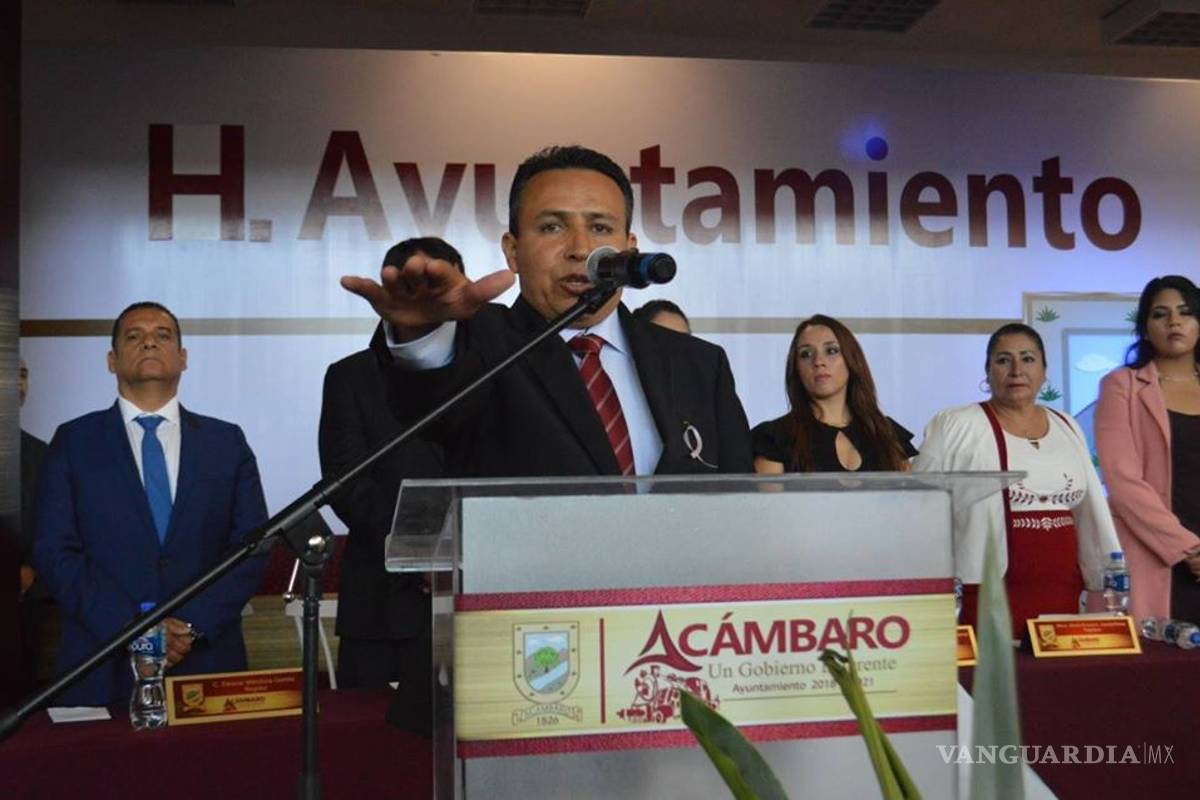 Acusan a alcalde morenista de proteger al Cártel de Santa Rosa y el Marro