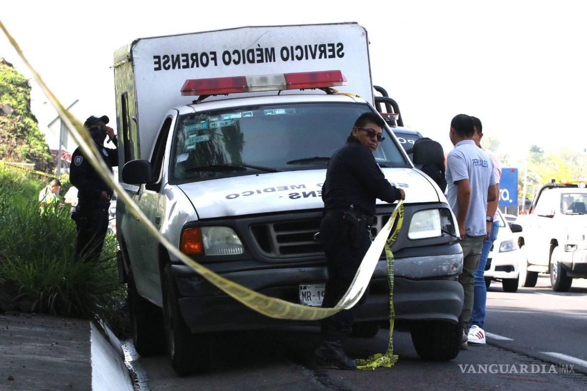 Reportan cuerpo sin vida dentro de un tambo, cerca de la Central de Autobuses de Puebla