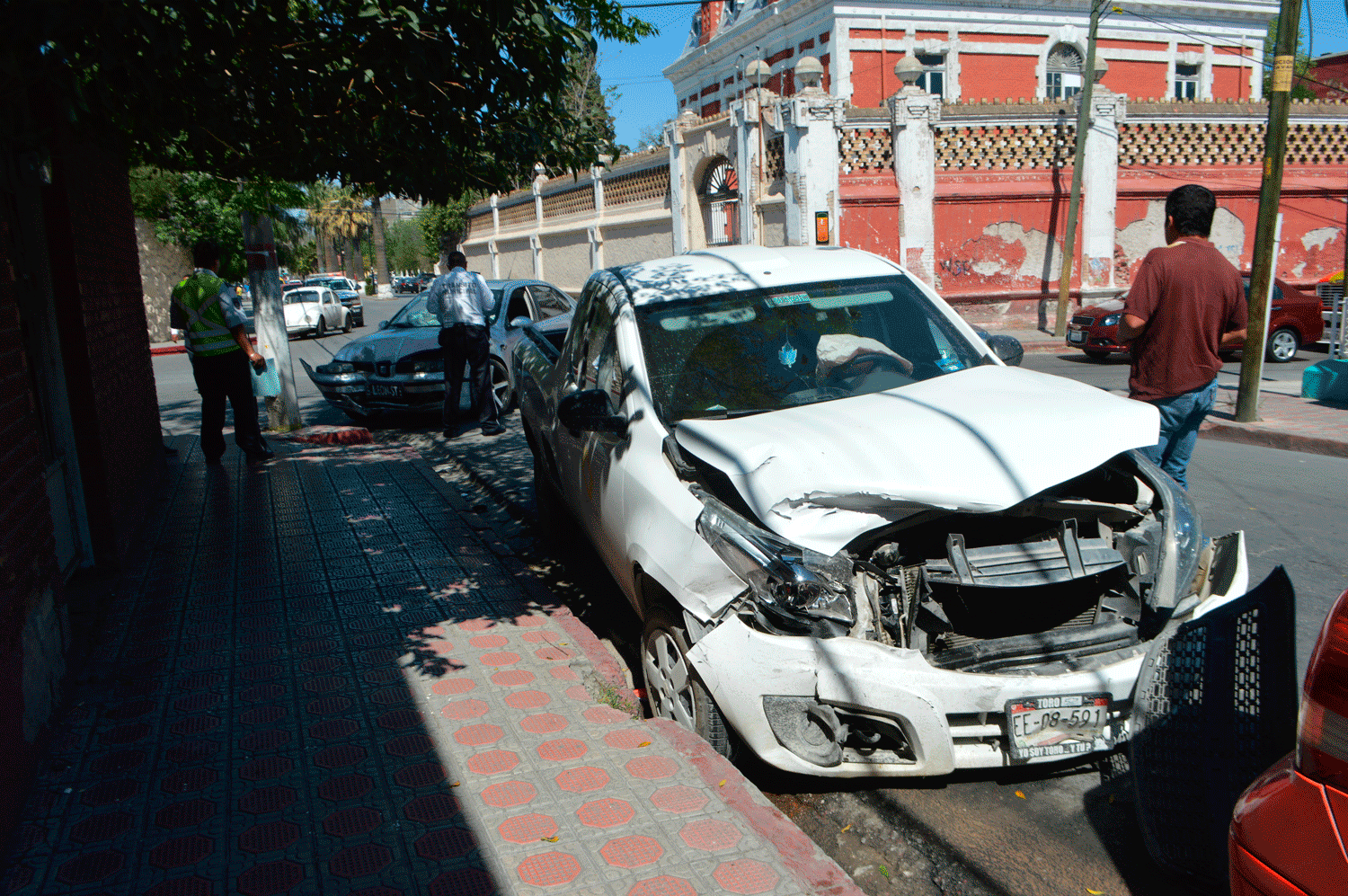 Chocan en centro de Saltillo, los dos tenían luz verde, dicen