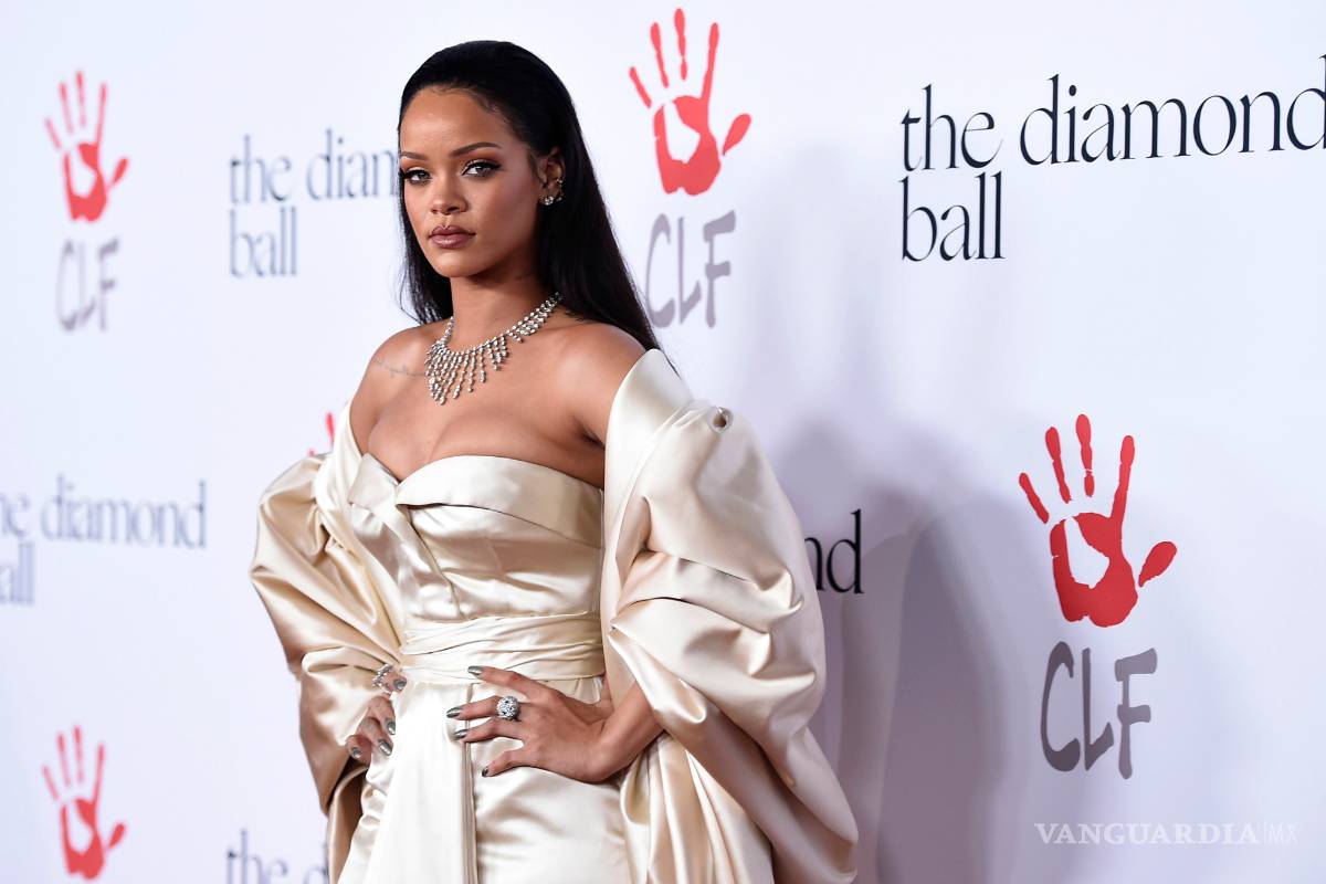 Evacuan a Rihanna de una discoteca por un tiroteo