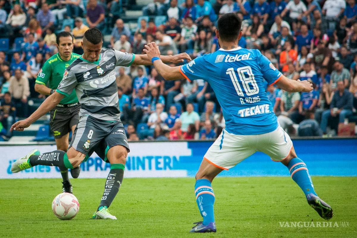 La maquina pierde racha de victorias; Santos gana en un 1-0
