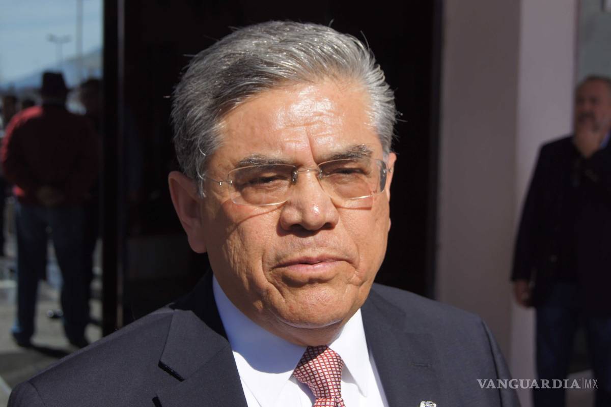 Hernández Vélez listo para registrarse como candidato a la rectoría de la UAdeC