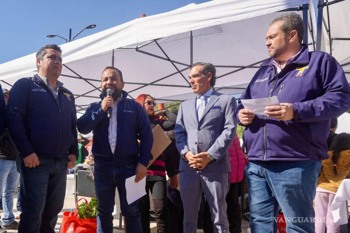 $!El sorteo se llevó a cabo a la par del Mercadito de a peso “Todos por más”.