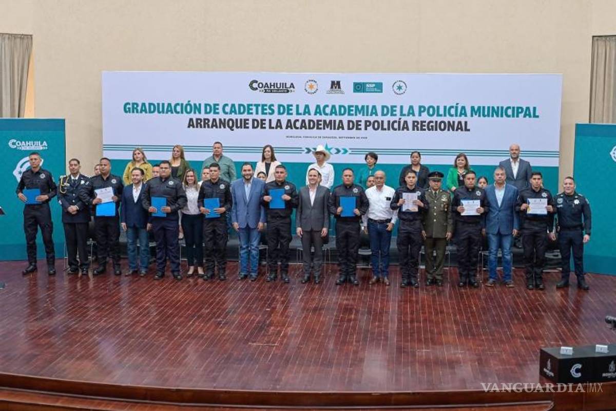 $!El gobernador encabeza ceremonia de graduación y arranque de la academia.