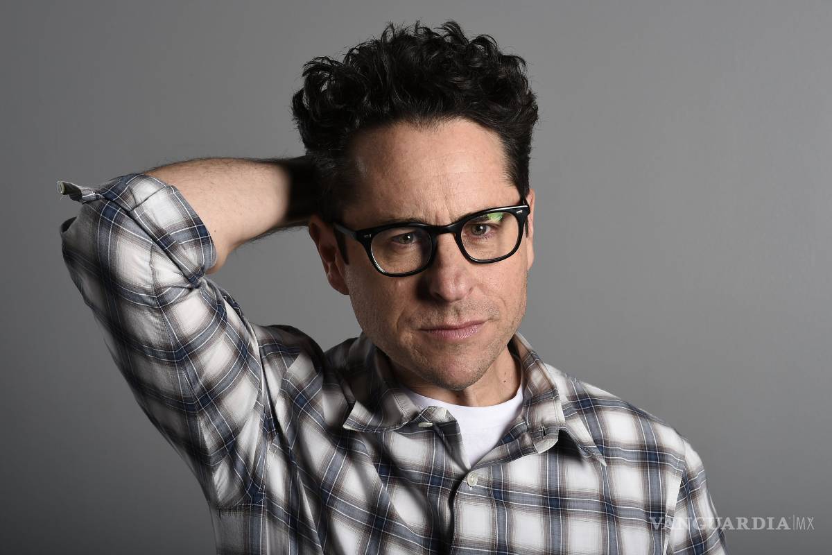 J.J. Abrams escribirá y dirigirá Star Wars IX