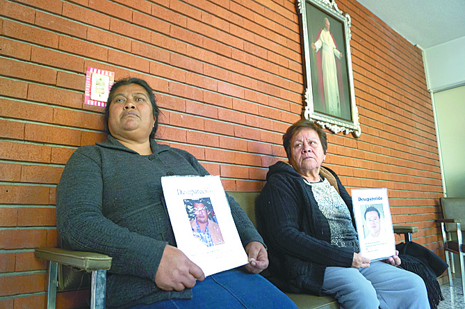 Piden al Papa Francisco por sus hijos desaparecidos en Coahuila