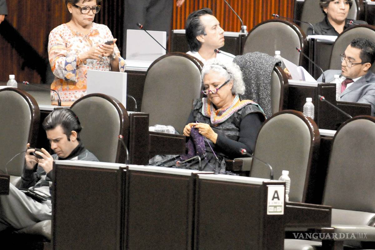 Laura Esquivel, la #ladychambritas de Morena