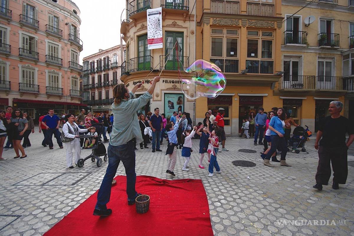 Artistas callejeros nacen por necesidad en México