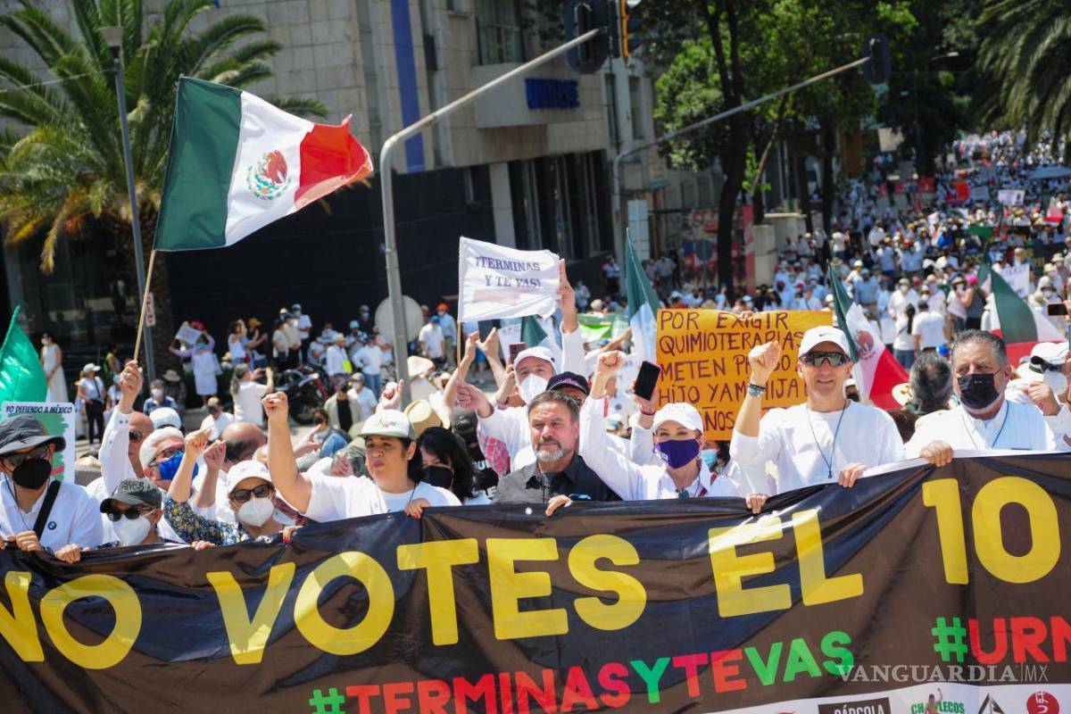 ‘¡Terminas y te vas!’; en CDMX y otros estados marchan contra consulta de revocación