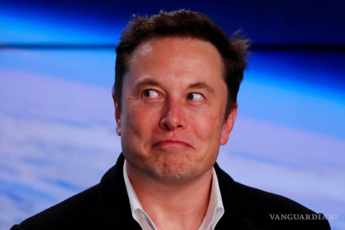 Elon Musk admite haber 'sacrificado' a compañía solar por salvar de la bancarrota a Tesla
