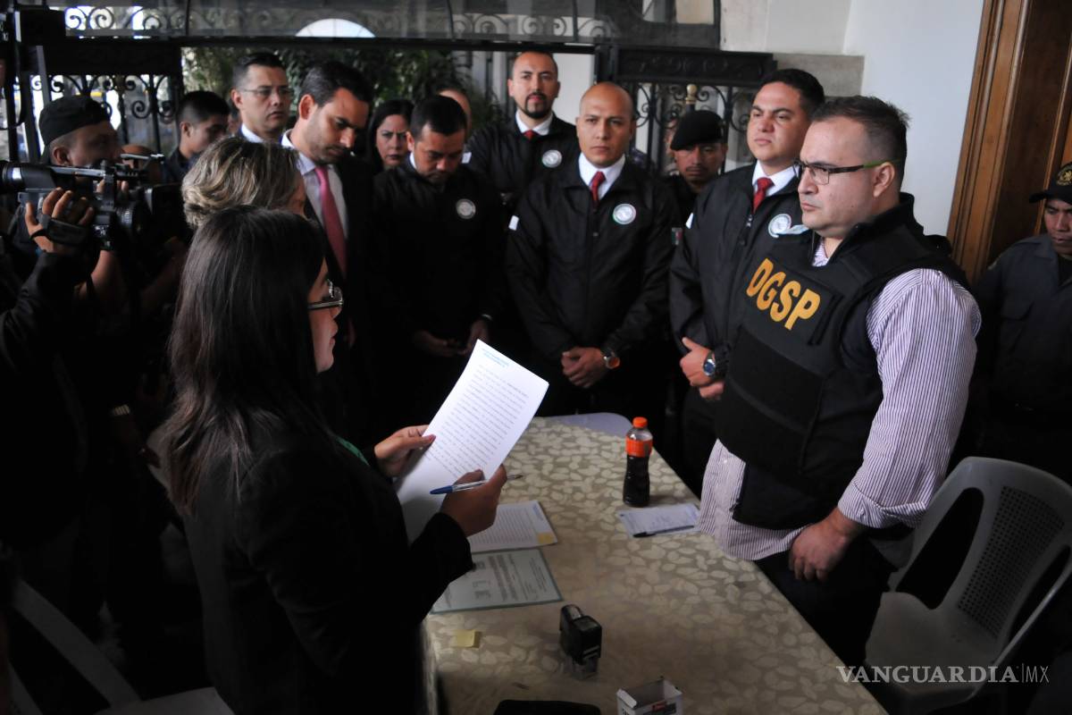 Cuenta la PGR con 19 pruebas contra Duarte