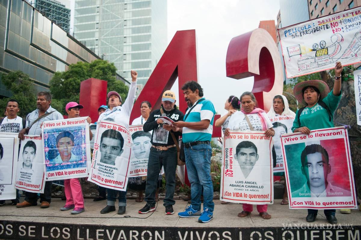 Prometen protección a quienes ayuden a esclarecer el caso Ayotzinapa