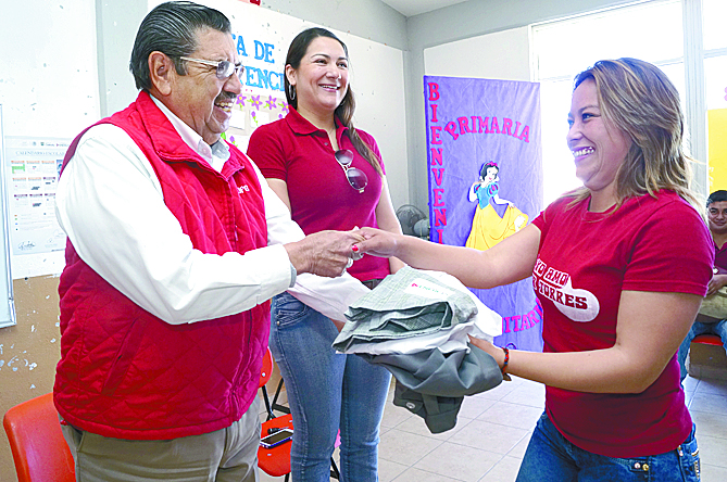 En Coahuila, 450 capacitadores del Conafe dan clases en comunidades rurales