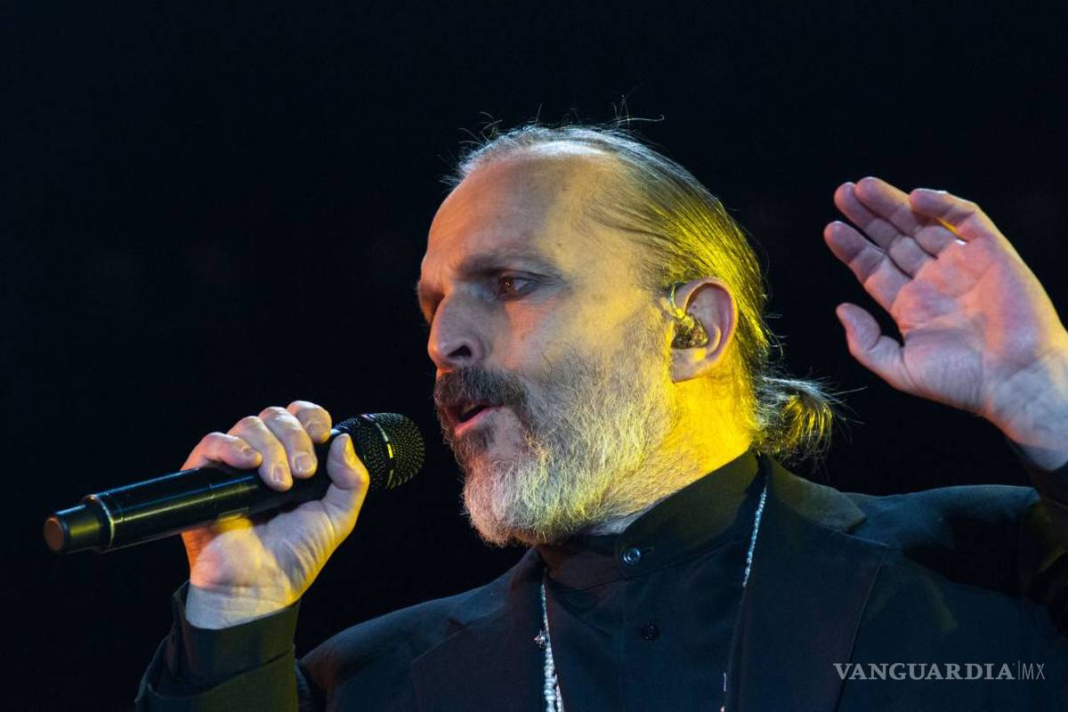 &quot;El Buki&quot; y Lafourcade, invitados al &quot;Unplugged&quot; de Miguel Bosé