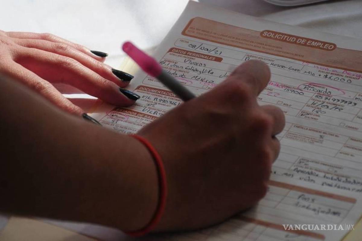 Desocupación de jóvenes en México es de 6.4%