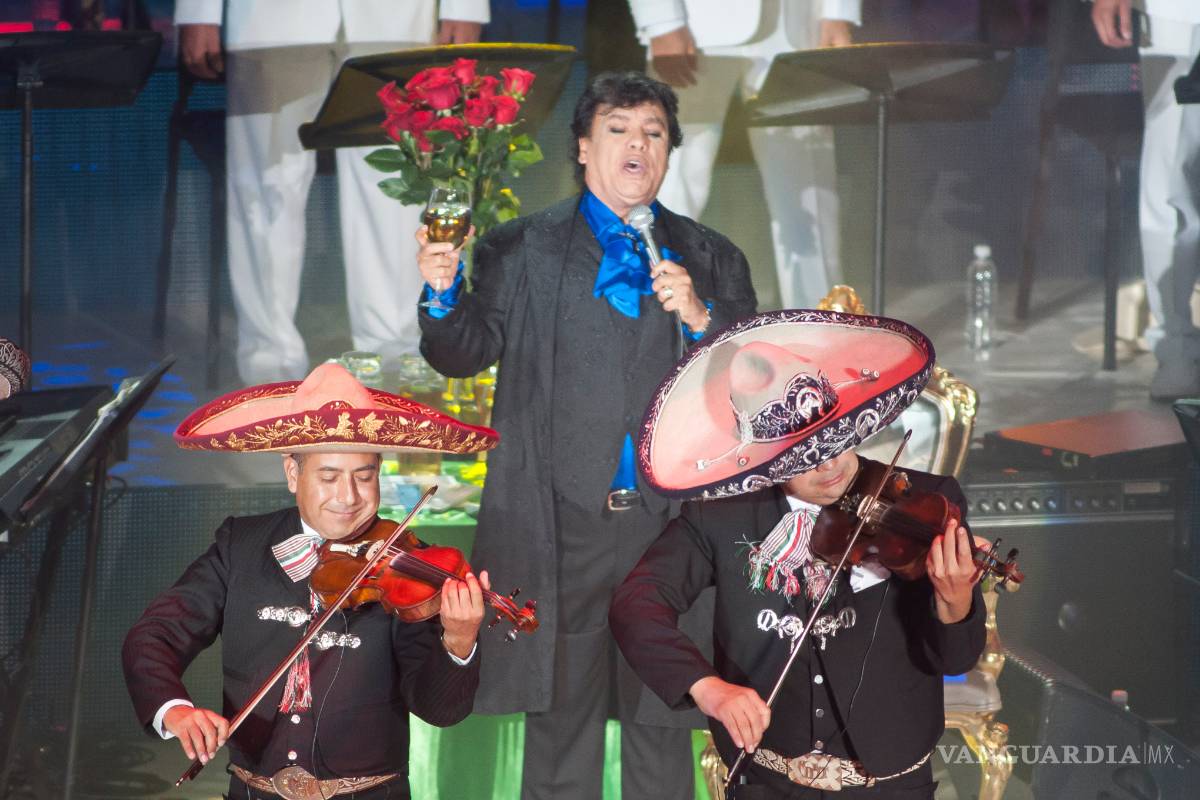 Juan Gabriel supera a Adele en Google Play Store