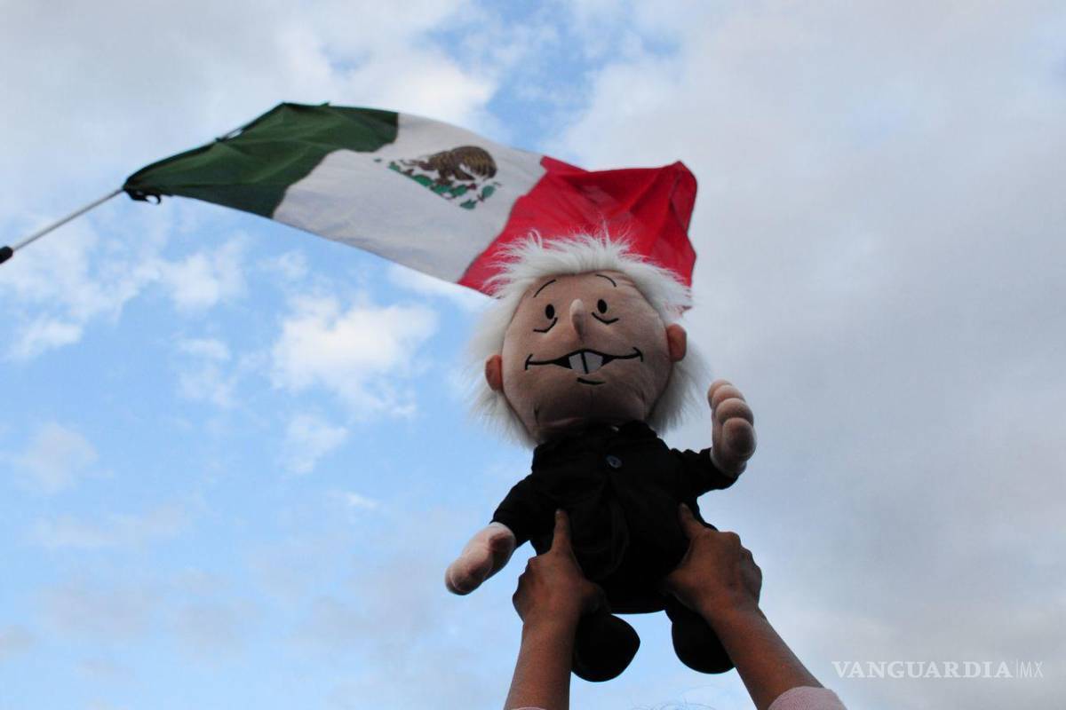 Pone en duda The Economist la democracia en México; la considera en “nivel híbrido”, igual que a Ecuador y Ucrania