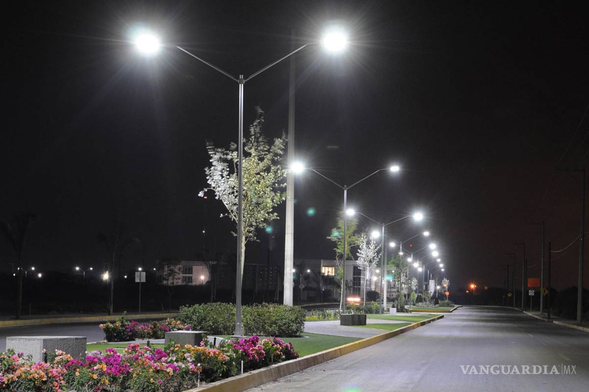 Pendiente 25% la reposición de luminarias en Coahuila