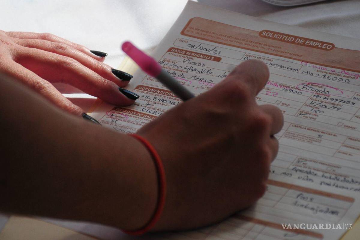 Outsourcing, pérdidas por 300 mil mdp en el IMSS: Zoé Robledo