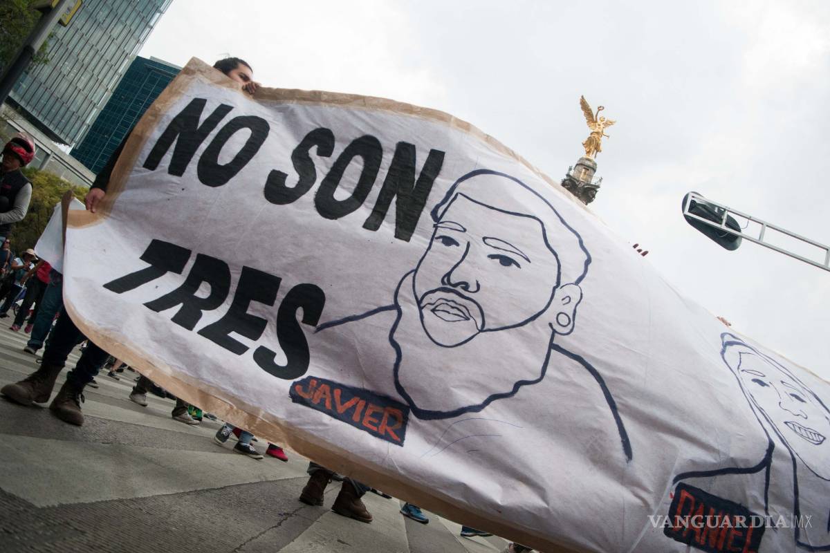 “No son tres, somos todos”: Marchan en CDMX y Jalisco para exigir justicia por estudiantes asesinados