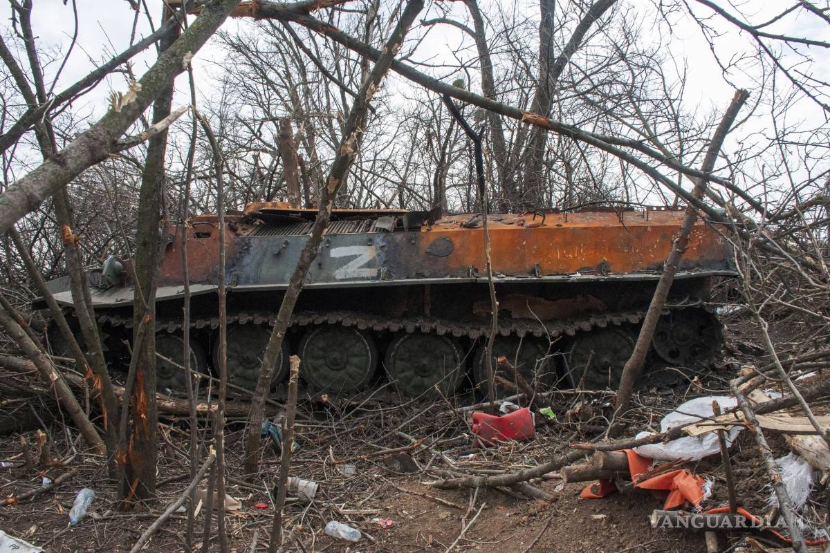 Restos de los combates, un reflejo de la infame guerra en Ucrania