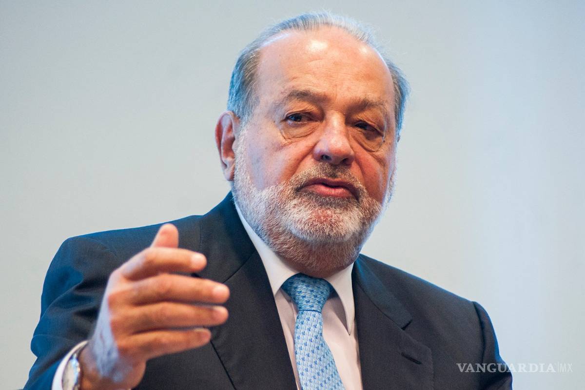 Carlos Slim propone usar materiales nacionales para ahorrar en construcción del NAIM